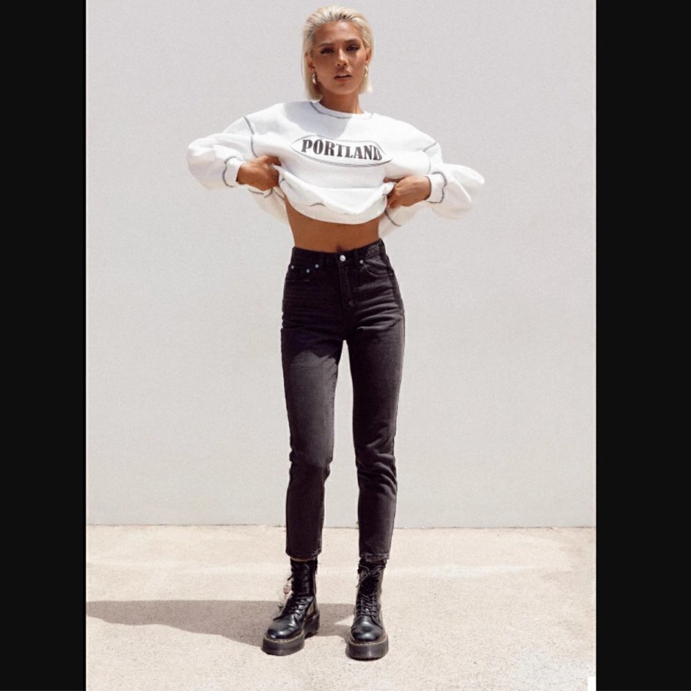 Princess Polly Zaiden Black Straight Leg Denim Jeans 10 - Picture 4 of 11